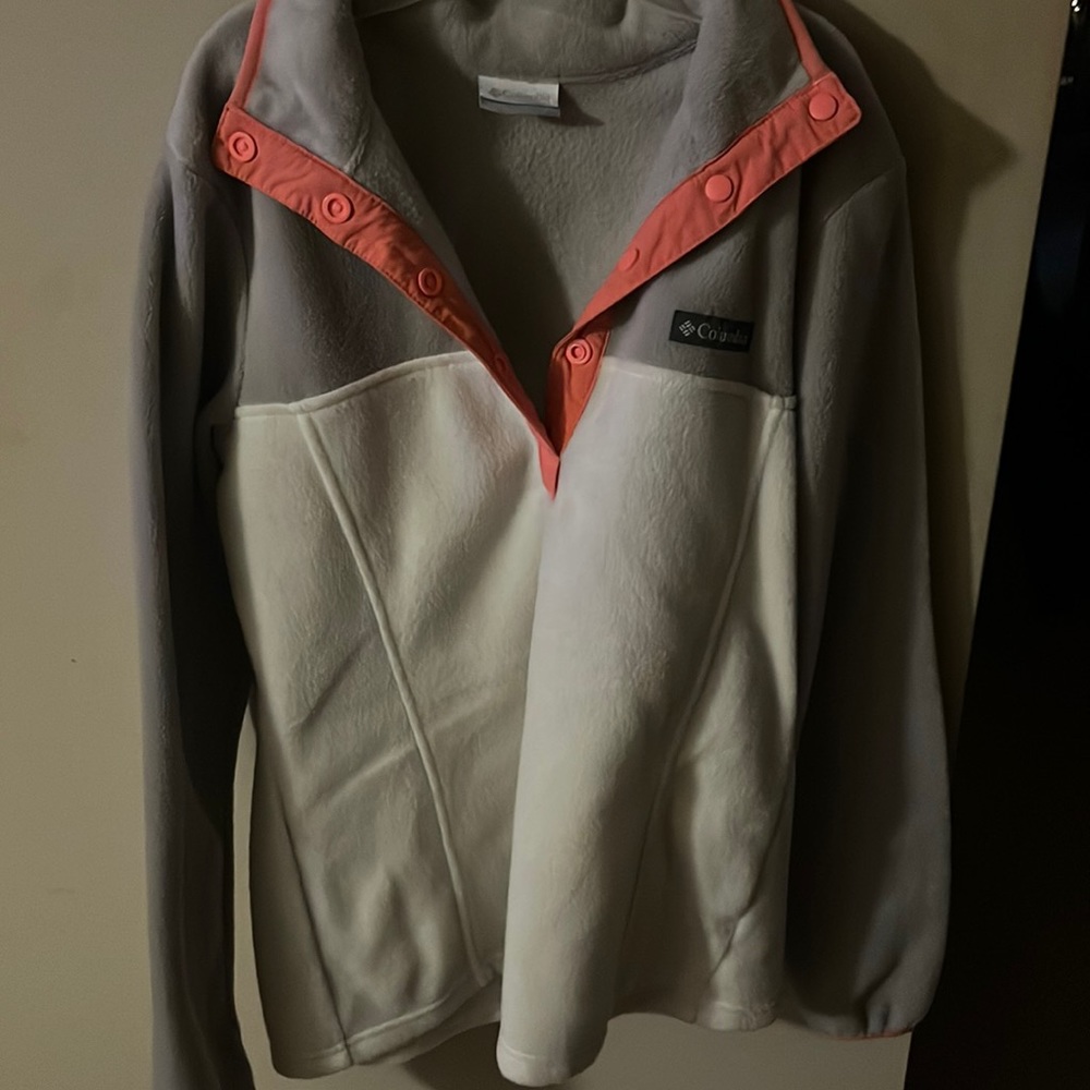 Columbia pullover